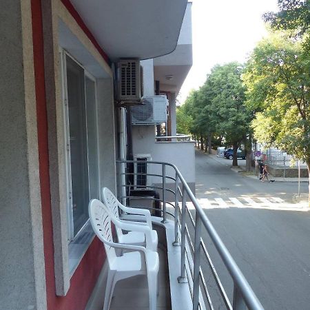 בורגאס Apartament Holiday מראה חיצוני תמונה