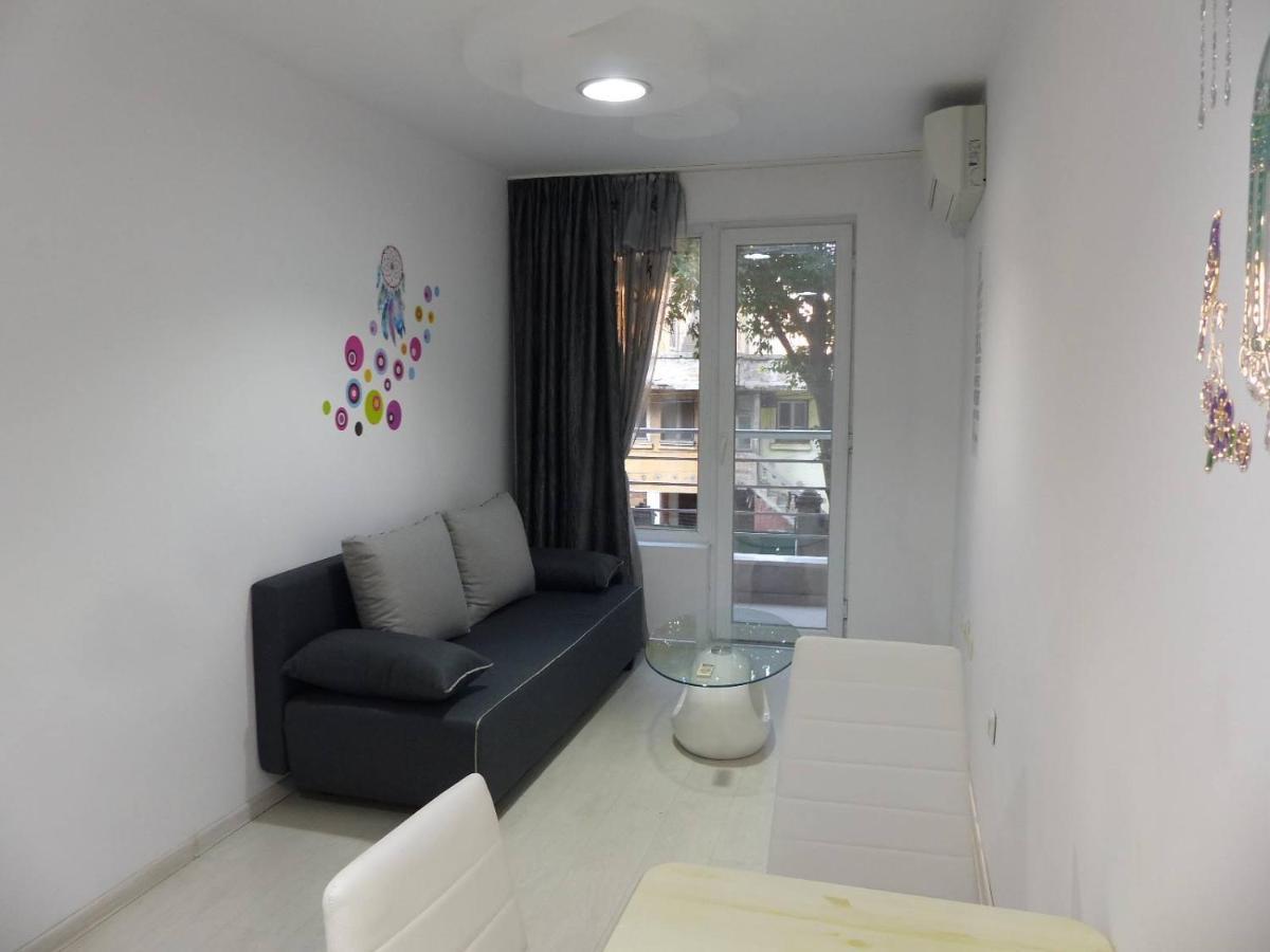 בורגאס Apartament Holiday מראה חיצוני תמונה