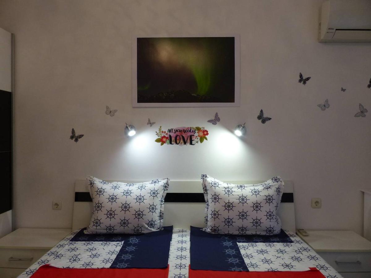 בורגאס Apartament Holiday מראה חיצוני תמונה