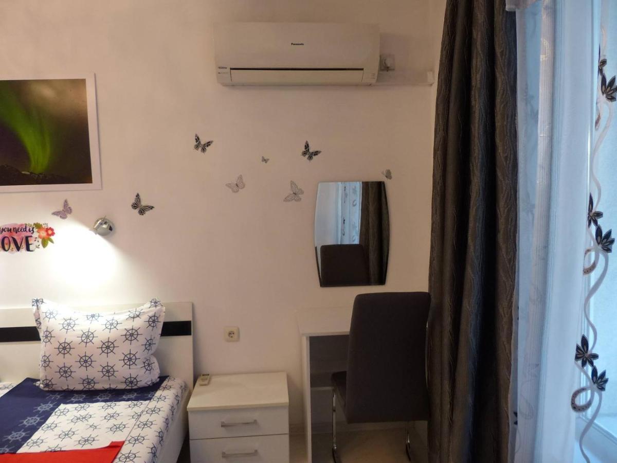 בורגאס Apartament Holiday מראה חיצוני תמונה